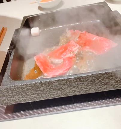 心斎橋　牛陣　すき焼き　しゃぶしゃぶ　黒毛和牛　神戸ビーフ　大阪グルメ　食べ歩き　デート　接待　の記事動画
