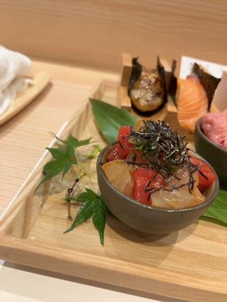 鮨とと吟　淀屋橋　淀屋橋ステーションワン　手巻き　ミニ海鮮丼　お寿司　限定　ディナー　ランチ　の記事動画