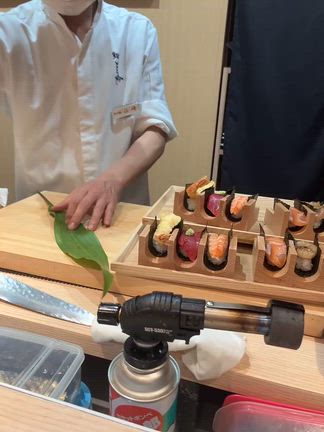 鮨とと吟　淀屋橋　淀屋橋ステーションワン　手巻き　ミニ海鮮丼　お寿司　限定　ディナー　ランチ　の記事動画
