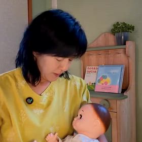 赤ちゃんってすぐ寝ると思ったの画像