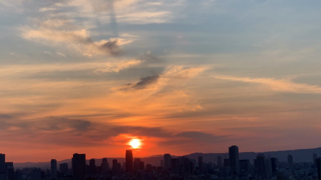 朝日に驚かされ！！の記事動画
