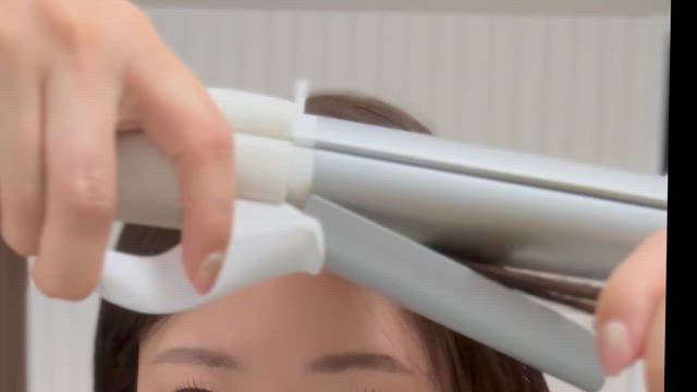 外巻き前髪のヘアアレンジ◎動画付きの記事動画