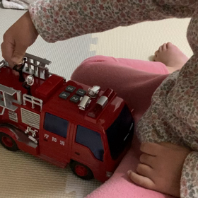 3歳女子へのクリスマスプレゼントの反応の画像