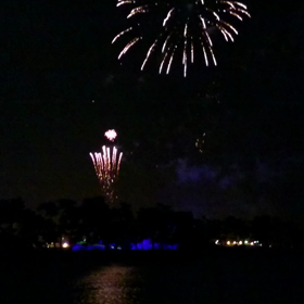 9/5  花火と音楽とレーザーのコラボレーションショーの画像