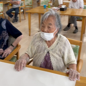 真っ青の画像