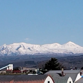旭川から見た大雪山連峰の画像