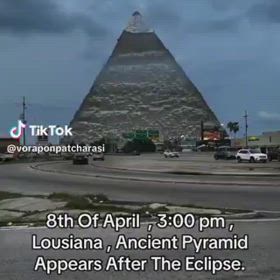 2024年4月8日午後3時、アメリカ・ルイジアナ州の古代ピラミッドで、皆既日食が起こる日の映像の画像