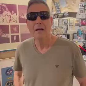 ユリ・ゲラーが嫌な予感をの画像
