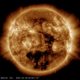 3月28日15時20分UTに、太陽面でX1.1フレアが発生しました。の画像
