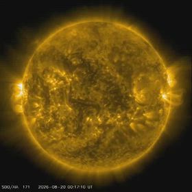 8月20日20時22分にMクラスを超える太陽X線強度の急増の画像