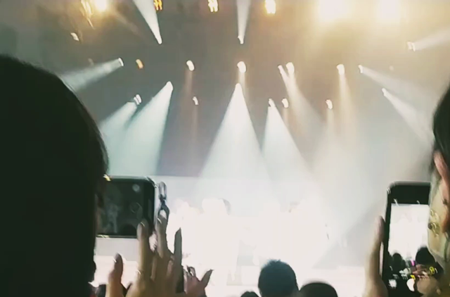 武道館公演、Shine on youの記事動画