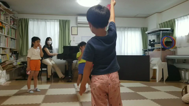 キッズリトミック参観日でした！の記事動画
