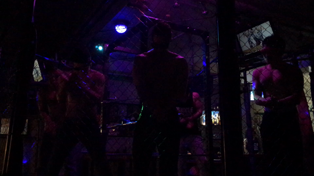 【マッスルショータイム】@マッスルバー福岡の記事動画