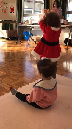 クリスマス♪おやこリトミックの記事動画