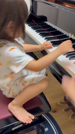 １歳児さん、リトミックを始めてたった３ヶ月でこんな事が出来るようになりました。の記事動画