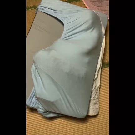【動画あり】小3の隠れ方…まさかの見た目に爆笑【微ホラー？】の記事動画