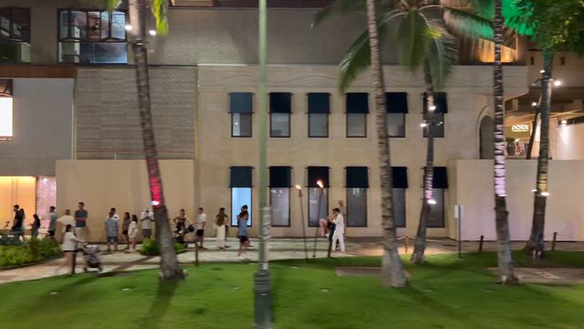 グリーンマグ❣️アラモアナのスタバの記事動画