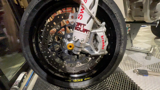 レースの準備の記事動画