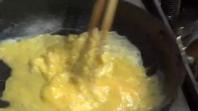 ヨバレテ・飛び出て・ジャジャジャジャーンの記事動画