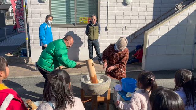 住吉町内会の「餅つき」と「初釜（新春茶会）」の記事動画