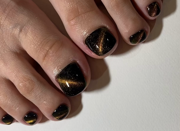 みなさまの素敵なフットネイルたちの記事動画