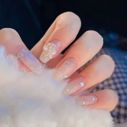 新年初ネイル♡娘の新年初ネイル♡の記事動画