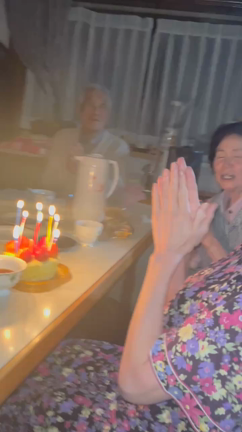 新年の挨拶＆告知ばい✌の記事動画
