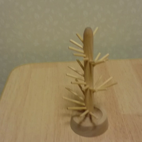 どんぐりコロコロの画像