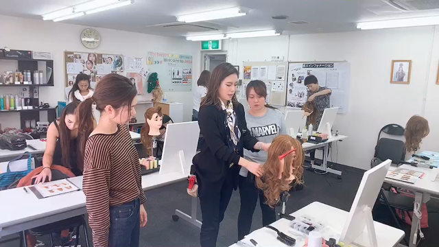 手に職を！の記事動画