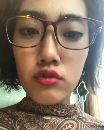 動画を使って赤リップ比較❤️ASAKOの記事動画