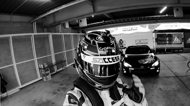 昨日のGTドライバーによる86模擬レースをGoProでの記事動画