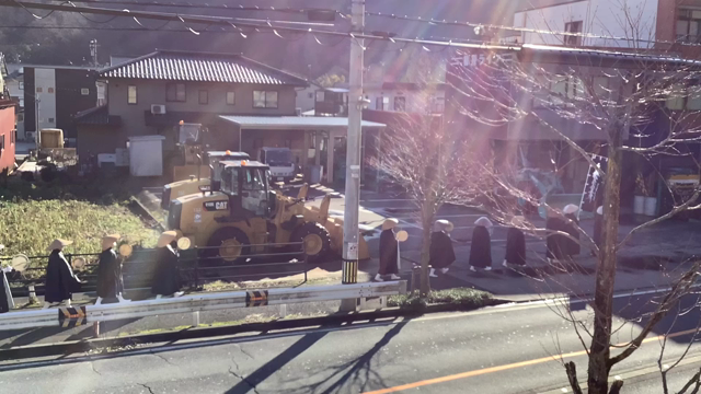 寒修行のお坊さまの記事動画
