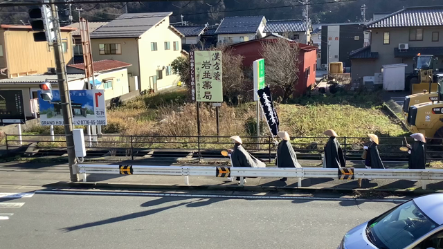 寒修行のお坊さまの記事動画