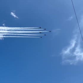 ブルーインパルスの画像