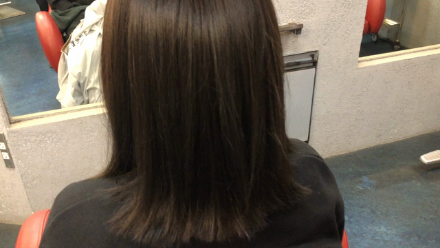 黒染めからのグレージュの記事動画