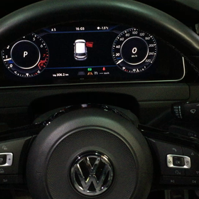 VW Golf 7.5R Variant／maniacsクイックホーンモジュールなど取付け