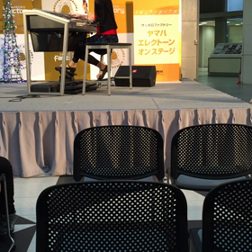 クリスマスソングのエレクトーン生演奏です～♪の画像