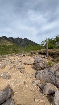 霧降高原・丸山はシロヤシオがいい感じ❗️新潟限定ハッピーターンうまいの巻の記事動画