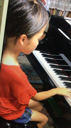 始めて１ヶ月の小学生の記事動画