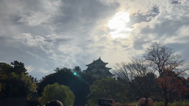 ブルーインパルスと名古屋城の記事動画