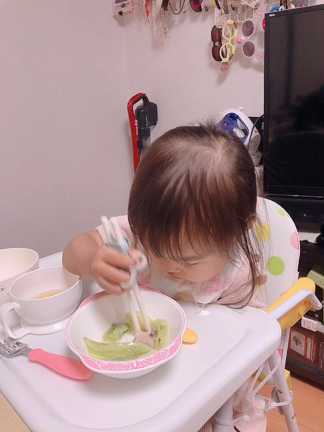 三女ちゃん初めてのお箸の記事動画