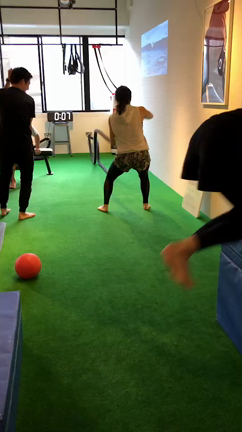 【THE HIIT 実施風景】の記事動画