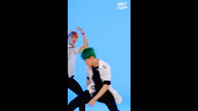 ジフンのダンスからのアレコレ！の記事動画
