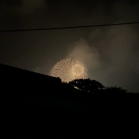 祭りの花火の画像