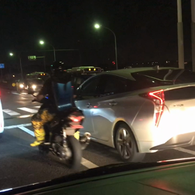 逆走車の画像