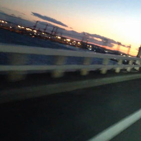 夕陽のベイブリッジの画像