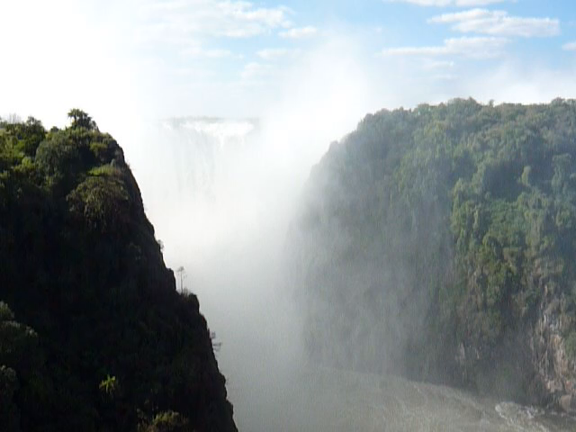 滝が好き！！！！～世界三大滝の一つ、ヴィクトリアフォールの豪快な写真と動画をどうぞ♡の記事動画