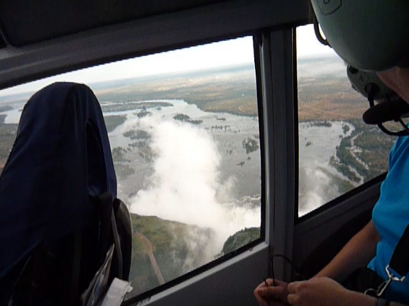 滝が好き！！！！～世界三大滝の一つ、ヴィクトリアフォールの豪快な写真と動画をどうぞ♡の記事動画