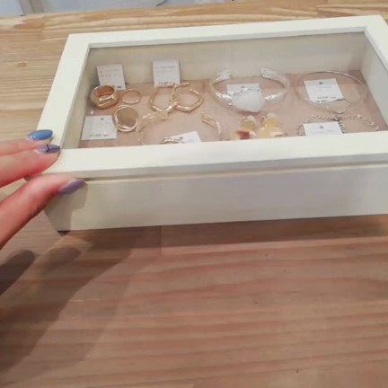 ブーティ入荷しましたの記事動画