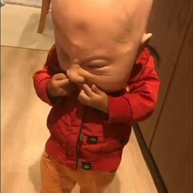 怖い赤ちゃんの画像